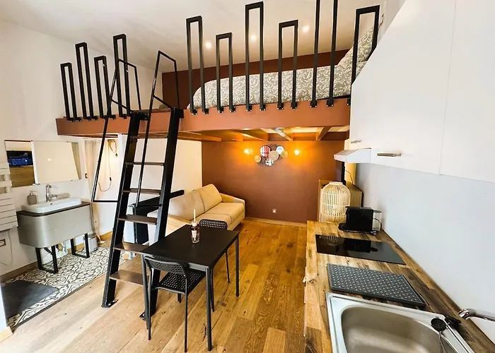 בית נופש Havre Du Bassin Avec Piscine Et Independant *