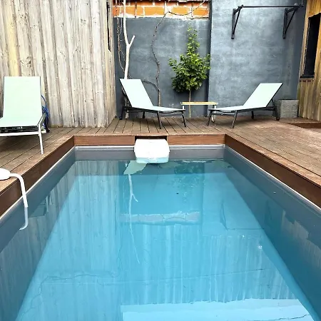 Дом отдыха Havre Du Bassin Avec Piscine Et Independant Гюжан-Местрас